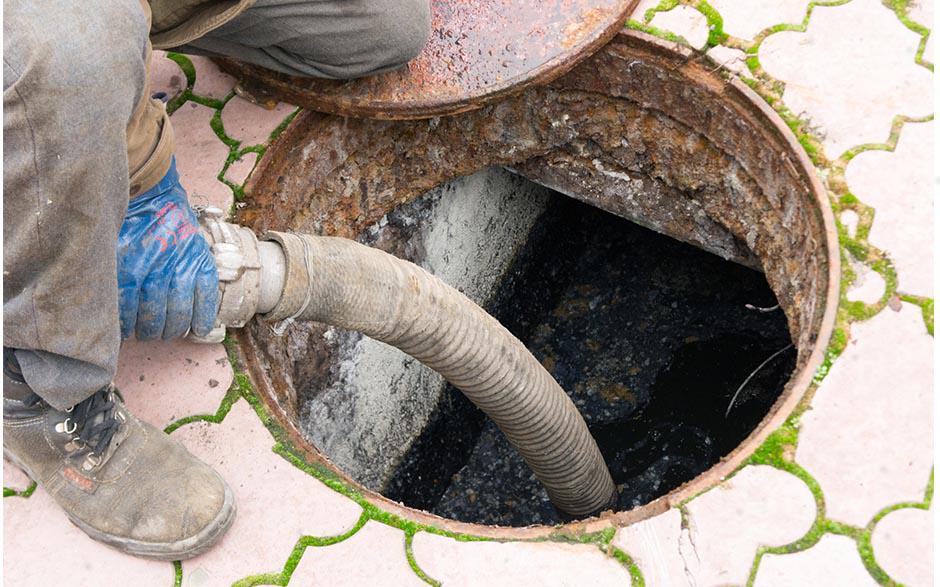 canalisation wc bouchée que faire Pontoise